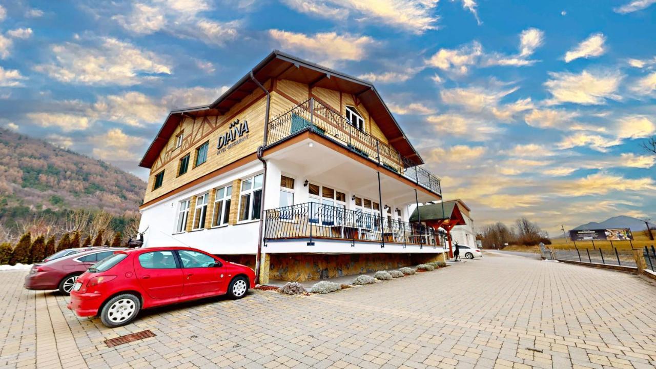 Hotel Diana Stráža Exteriör bild